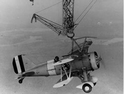 USS Macon (ZRS-5) Curtiss F9C Sparrowhawk