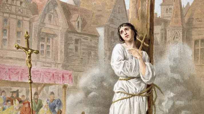 Joan of Arc dibakar di tiang pancang karena bid'ah, 30 Mei 1431.