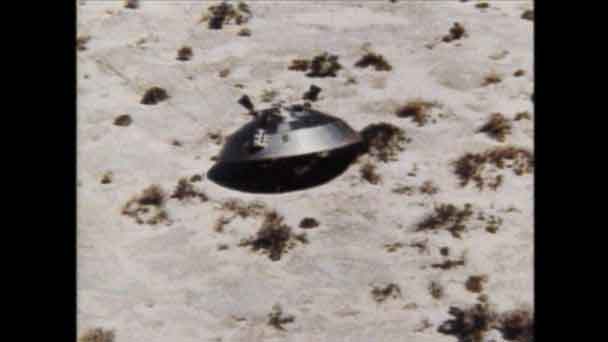 Pada tahun 1994, Angkatan Udara Amerika Serikat menerbitkan laporan yang mengidentifikasi objek yang jatuh sebagai balon pengintai uji coba nuklir dari Proyek Mogul.Laporan Angkatan Udara kedua, yang diterbitkan pada tahun 1997, menyimpulkan bahwa cerita tentang "tubuh alien" mungkin berasal dari boneka uji yang dijatuhkan dari ketinggian.