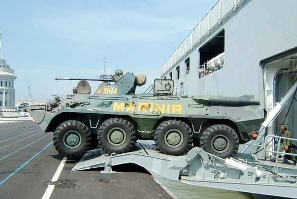 BTR-80A (GAZ-59034) Marinir TNI-AL , IFV dengan meriam 2A72 30 mm dan 300 butir peluru sebagai senjata utama.Turretnya disebut BPPU dan dilengkapi dengan pemandangan 1PZ-9 (siang) dan TPN-3 atau TPN-3-42 "Kristall" (malam ). Dalam produksi dan layanan sejak tahun 1994.