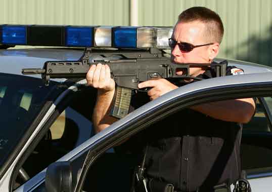 Senapan G36K digunakan oleh kepolisian Amerika