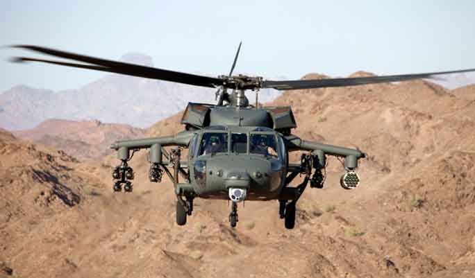 UH-60 mulai beroperasi dengan Brigade Penerbangan Tempur 101 Angkatan Darat AS dari Divisi Lintas Udara 101 pada Juni 1979. [93] Militer AS pertama kali menggunakan UH-60 dalam pertempuran selama invasi Grenada pada 1983, dan lagi dalam invasi Panama pada tahun 1989. Selama Perang Teluk pada tahun 1991, UH-60 berpartisipasi dalam misi serangan udara terbesar dalam sejarah Angkatan Darat AS dengan lebih dari 300 helikopter yang terlibat.Dua UH-60 (89-26214 dan 78-23015) ditembak jatuh, keduanya pada 27 Februari 1991, saat melakukan Pencarian dan Penyelamatan Tempur awak pesawat lain yang jatuh, seorang pilot F-16C dan awak MEDEVAC UH-1H yang ditembak jatuh pada hari itu.