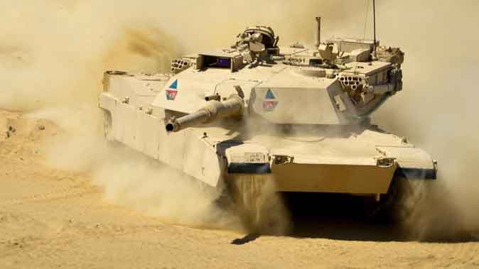Abrams tetap belum teruji dalam pertempuran sampai Perang Teluk Persia pada tahun 1991, selama Operasi Badai Gurun. Sebanyak 1.848 M1A1 dikerahkan ke Arab Saudi untuk berpartisipasi dalam pembebasan Kuwait. M1A1 lebih unggul dari tank T-54/T-55 dan T-62 era Soviet Irak, serta versi T-72 yang diimpor dari Uni Soviet dan Polandia