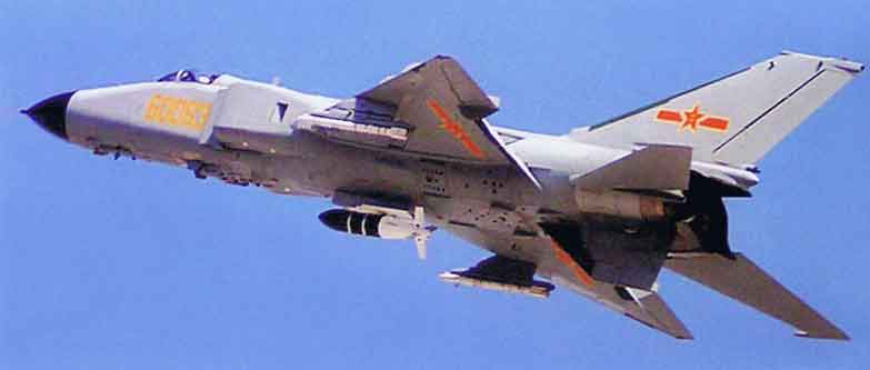 Meskipun J-8 tampak mirip dengan MiG-21 dan Su-15, ini adalah pesawat pencegat asli Cina pertama dan bukan pengembangan langsung dari model pesawat Soviet tetapi memiliki beberapa teknologi. pesawat depan dan intake udara. Perubahan memungkinkan untuk menerapkan sistem radar yang lebih kuat. Varian terbaru dirancang sebagai pesawat tempur multi-peran.