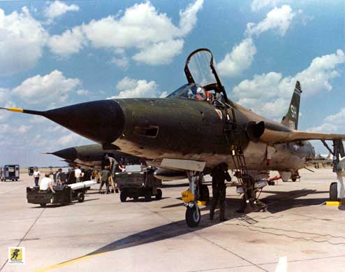 Terlepas dari ukurannya, kompleksitas dan biaya produksi yang tinggi, F - 105Thunderchief menjadi pemain terbaik dalam Konflik Vietnam. Desain multi-segi memungkinkan sistem untuk melakukan banyak peran medan perang yang diperlukan dan menyediakan perencana perang Amerika dengan komponen utama dalam perang udara mereka.