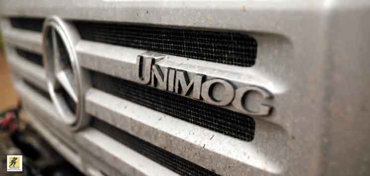 Nama Unimog adalah akronim untuk bahasa Jerman "UNIversal-MOtor-Gerät", Gerät menjadi kata Jerman untuk peralatan (juga dalam arti perangkat, mesin , instrumen, roda gigi, peralatan).