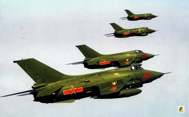 Semua mengatakan, Nanchang Q-5/A-5 dianggap oleh beberapa orang sebagai pesawat serang yang sudah tua dan ketinggalan zaman jika dibandingkan dengan tunggangan Generasi ke-5 terbaru. Namun, untuk pelanggan yang sadar anggaran, Q-5 mempertahankan kualitas medan perang yang kuat, biaya pengadaan dan pemeliharaan yang rendah, kinerja kecepatan tinggi, dan kualitas penanganan yang baik pada level rendah.