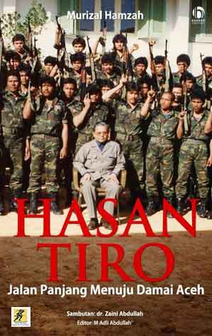 11 Oktober 2008 Hasan Tiro pulang ke Aceh. Ia disambut oleh lautan rakyat yang rindu atau ingin tahu sosoknya. Semenjak turun dari pesawat, perjalanan Hasan Tiro ke Mesjid Raya cukup lama terhalang karena orang-orang yang berebut mencium tangannya.