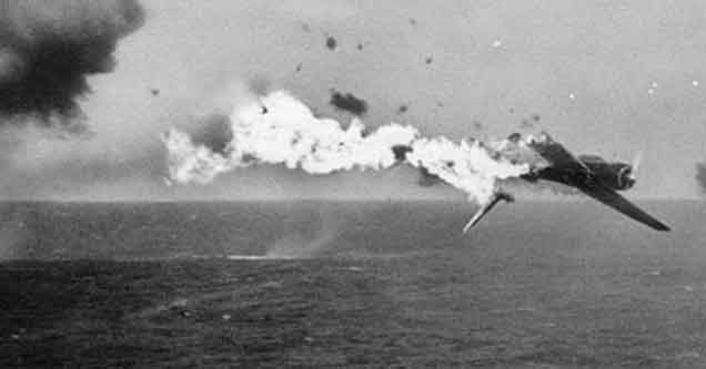 "Operasi Kemenangan" Angkatan Laut Jepang tidak hanya gagal mengganggu pendaratan Leyte, tetapi juga mengakibatkan kerugian serius pada armada permukaan Jepang yang tersisa. Total kerugian Jepang dalam Pertempuran Teluk Leyte berjumlah 3 kapal perang, 1 kapal induk besar, 3 kapal induk ringan, 6 kapal penjelajah berat, 4 kapal penjelajah ringan, dan 11 kapal perusak. Amerika Serikat kehilangan 1 kapal induk ringan, 2 kapal induk pengawal, dan beberapa kapal lainnya. Angkatan Laut Kekaisaran Jepang sudah tidak ada lagi sebagai kekuatan ofensif.