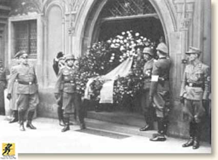 Rommel diberi pemakaman kenegaraan, dan diumumkan bahwa dia telah menyerah pada luka-lukanya akibat serangan terhadap mobil stafnya di Normandia.