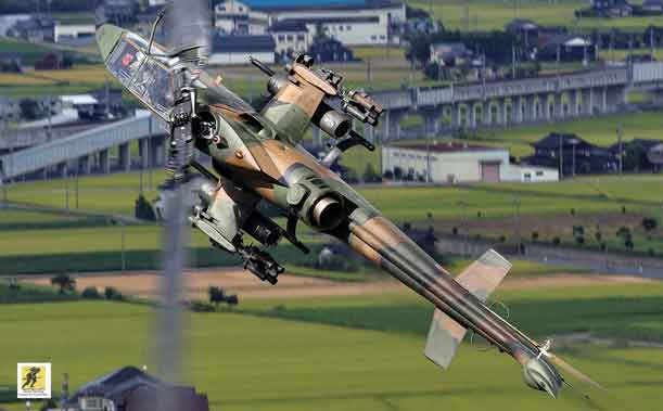 Jepang memproduksi 89 AH-1S Cobras di bawah lisensi Fuji Heavy Industries dari tahun 1984 hingga 2000. Jenis ini digunakan oleh Pasukan Bela Diri Darat Jepang, dan merupakan model Step 3, yang kira-kira setara dengan AH-1F Angkatan Darat AS. Mesinnya adalah turboshaft T53-K-703, yang diproduksi Kawasaki Heavy Industries di bawah lisensi