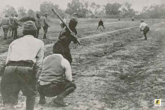 Ketika Jepang mendapatkan konstitusi baru, yang mulai berlaku pada tanggal 3 Mei 1947, sebagian besar persyaratannya berasal dari pengaruh Amerika, khususnya Jenderal AS Douglas MacArthur dan stafnya. Misalnya, meskipun konstitusi baru mendemokratisasi struktur politik Jepang, konstitusi itu juga mempertahankan Kaisar Hirohito sebagai pemimpin simbolis bangsa, sesuai keinginan MacArthur.