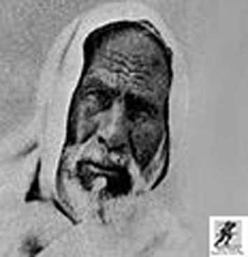 Umar Mukhtar menjadi pemimpin yang paling dipercaya di bawah Sayyid Ahmad Sharif