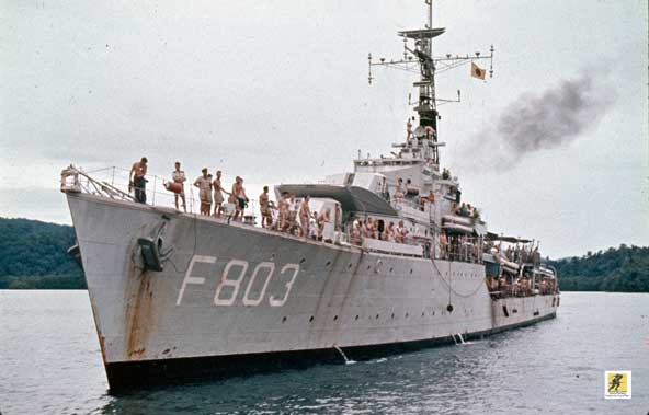 HNLMS Evertsen. Selama Perang Korea, dia adalah bagian dari Gugus Tugas 96 yang beragam di Armada Ketujuh AS, dan bertugas selama Pertempuran Perimeter Pusan. Dia diubah menjadi fregat cepat pada tahun 1957. Dia dikerahkan selama periode ketegangan antara Belanda dan Indonesia atas nasib Papua Nugini, dan beraksi selama Pertempuran Laut Arafura, menenggelamkan kapal torpedo kelas Jaguar Indonesia Matjan Tutul, yang dikomandoi oleh Yos Sudarso. Dia dibuang di Hendrik-Ido-Ambacht mulai Juli 1963.