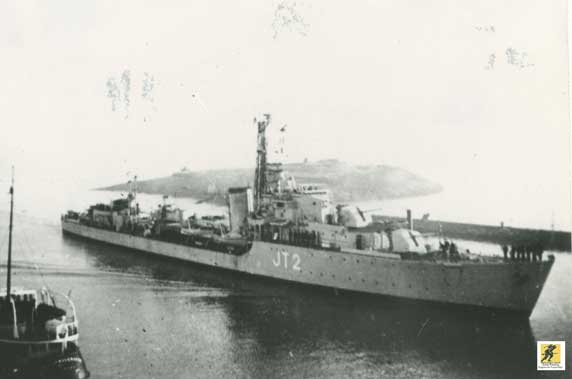 Kortenaer, bertugas sebagai kapal perusak sampai tahun 1957 ketika dia dikonversi menjadi fregat cepat. Dia dipensiunkan pada tahun 1963