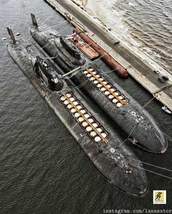 Kapal selam kelas Typhoon milik Uni Soviet adalah kapal selam yang benar-benar tangguh dalam Perang Dingin
