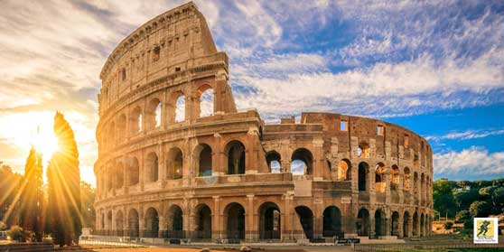 Meskipun sebagian besar hancur akibat gempa bumi dan perampok batu yang mengambil spolia, Colosseum masih menjadi simbol ikonik Kekaisaran Romawi dan terdaftar sebagai salah satu dari 7 Keajaiban Dunia Baru