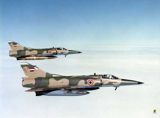 Mirage 5E2: Versi serangan tanpa radar yang ditingkatkan untuk Mesir, dengan sistem navigasi dan serangan yang identik dengan yang ditemukan pada Alpha Jet MS2. 16 dibangun