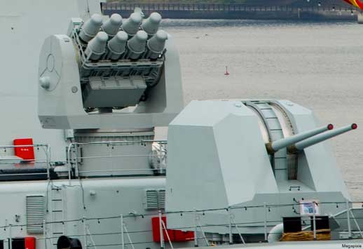 HQ-7 surface to air missiles (SAM) dan Type 79 (H/PJ-33B) 100mm twin naval gun
