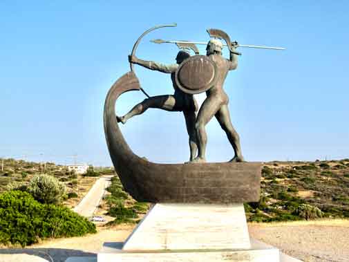Para pejuang perunggu dalam Pertempuran Salamis oleh Achilleas Vasileiou, Salamis.