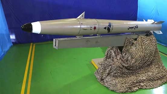 Fateh Mobin Iran, turunan rudal balistik jarak pendek Fateh 110, sebuah rudal anti-kapal