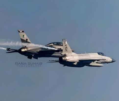 F-16 dan CAC/PAC JF-17 Thunder AU Pakistan
