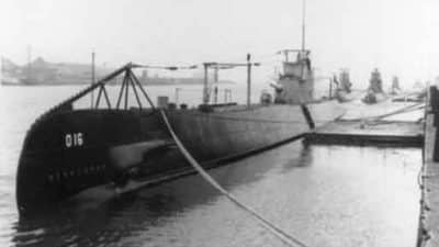 15 Desember 1941 kapal selam Belanda O16 menabrak ranjau laut Jepang dan tenggelam. Hanya satu pelaut yang selamat. Tiga hari sebelumnya O16 telah menghancurkan kapal pasukan Jepang Tosan Maru dan Asosan Maru serta merusak dua lainnya.