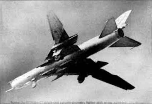 Uni Soviet mengirim lebih dari 70 pesawat ke Republik Demokratik Afghanistan untuk digunakan oleh Angkatan Udara Afghanistan. Ini termasuk 45 Su-22M4 yang dikirim dari tahun 1984