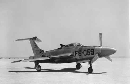 XF-84H menjadi tidak stabil karena torsi kuat dari baling-balingnya, serta masalah yang melekat pada bilah baling-baling supersonik.