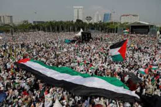 Hubungan antara Indonesia dan Palestina merupakan warisan sejarah yang sangat berharga. Keterlibatan Palestina dalam perjuangan kemerdekaan Indonesia mengajarkan kita tentang pentingnya solidaritas internasional dan persaudaraan antar bangsa. Kita perlu menjaga dan memperkuat hubungan baik ini sebagai bentuk penghormatan terhadap para pendahulu yang telah berjuang untuk kemerdekaan.