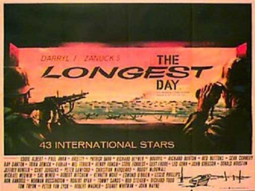 Film ini menerima pujian kritis dan komersial, memenangkan dua Academy Awards untuk Sinematografi Terbaik dan Efek Visual Terbaik:The Longest Day juga dianggap sebagai salah satu film perang terbaik sepanjang masa, yang terus mempengaruhi genre ini dan menjadi referensi bagi banyak film perang berikutnya