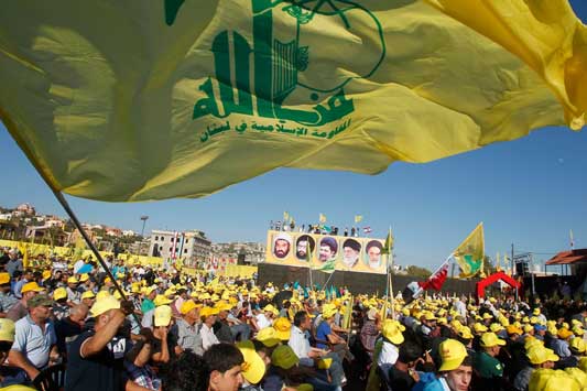 Konflik antara Hizbullah dan Israel bermula dari berbagai faktor historis, politik, dan ideologis. Hizbullah, sebuah organisasi politik dan militer Syiah yang didirikan pada tahun 1982, memiliki tujuan utama untuk melawan keberadaan Israel dan mendukung hak-hak Palestina. Israel, di sisi lain, melihat Hizbullah sebagai ancaman terhadap keamanan nasionalnya.