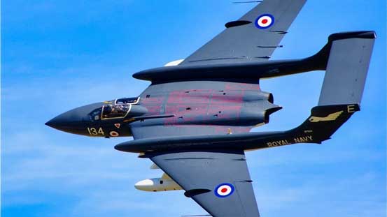 Produksi Sea Vixens pertama kali diproduksi oleh de Havilland di bekas pabrik bayangan Airspeed Ltd. Perang Dunia II di Christchurch dekat Bournemouth, mulai Maret 1957