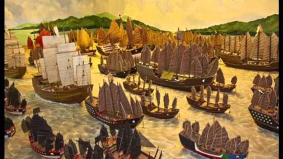 Laksamana Zheng He (alias Cheng Ho, sekitar tahun 1371–1433 M) adalah seorang penjelajah kasim Muslim Tiongkok yang dikirim oleh Kaisar Dinasti Ming Yongle (memerintah tahun 1403–1424 M) dalam tujuh misi diplomatik guna meningkatkan perdagangan dan mengamankan upeti dari kekuatan asing.