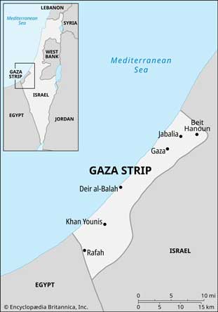 Jalur Gaza, juga dikenal sebagai Gaza, adalah wilayah kecil yang terletak di pantai timur Laut Mediterania; ini adalah yang lebih kecil dari dua wilayah Palestina, yang lainnya adalah Tepi Barat, yang membentuk Negara Palestina. Dihuni oleh sebagian besar pengungsi Palestina dan keturunan mereka, Gaza adalah salah satu wilayah terpadat di dunia. Perkiraan akhir tahun 2024 menyebutkan populasi Jalur Gaza mencapai 2,1 juta jiwa. Gaza berbatasan dengan Mesir di barat daya dan Israel di timur dan utara. Wilayah ini telah diduduki Israel sejak 1960.